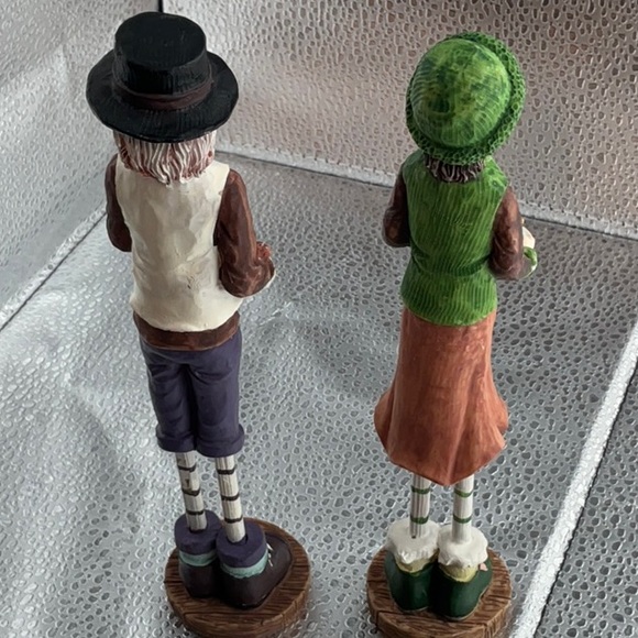 Vintage Pilgrim Figurines Set of 2 - Picture 3 of 4